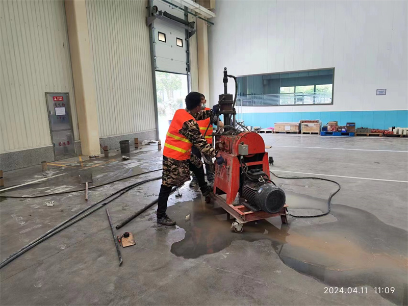 凌海厂房地面下沉塌陷注浆加固施工